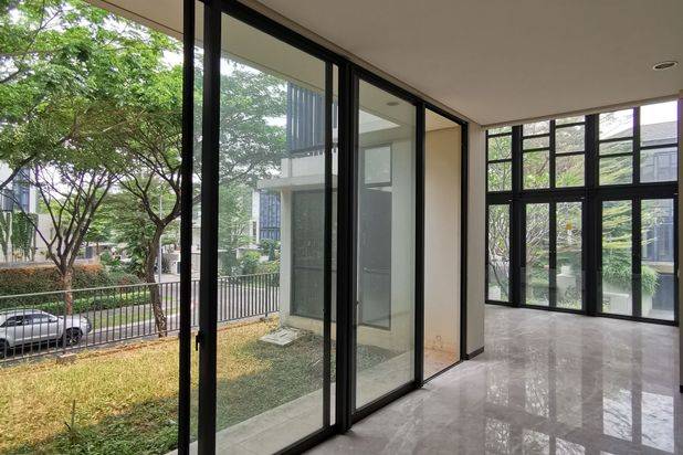 Rumah hook asri nyaman mewah di Lancewood Navapark BSD