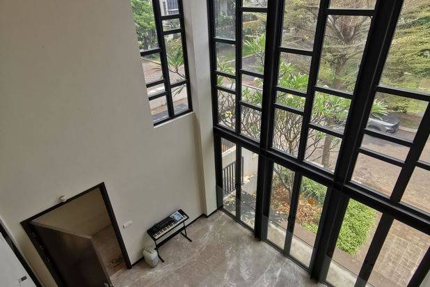 Rumah hook asri nyaman mewah di Lancewood Navapark BSD