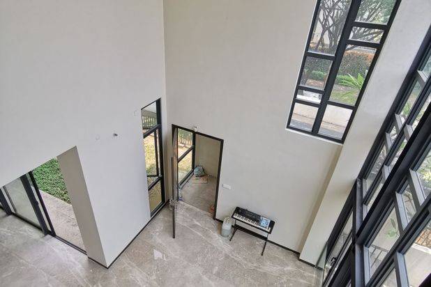 Rumah hook asri nyaman mewah di Lancewood Navapark BSD