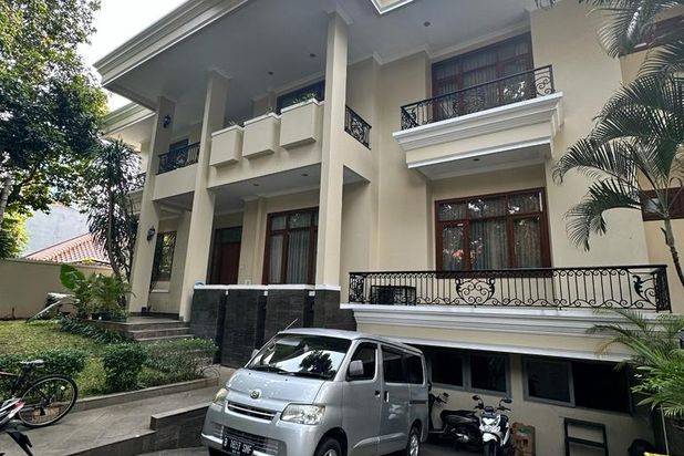For Rent Rumah Mewah Siap Huni di Daerah Melawai