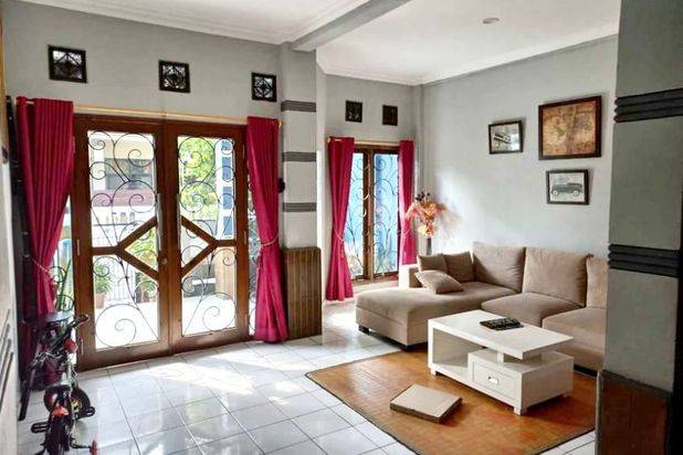 Dijual Rumah 2 Lt Siap Huni di Lokasi Strategis Perumahan Taman Kedaung Ciputat Pamulang Tangerang Selatan