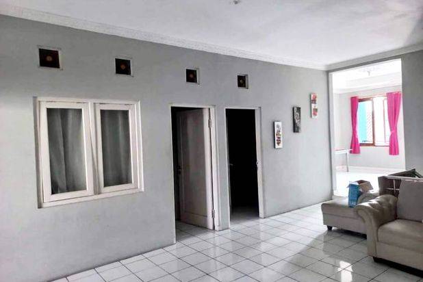 Dijual Rumah 2 Lt Siap Huni di Lokasi Strategis Perumahan Taman Kedaung Ciputat Pamulang Tangerang Selatan