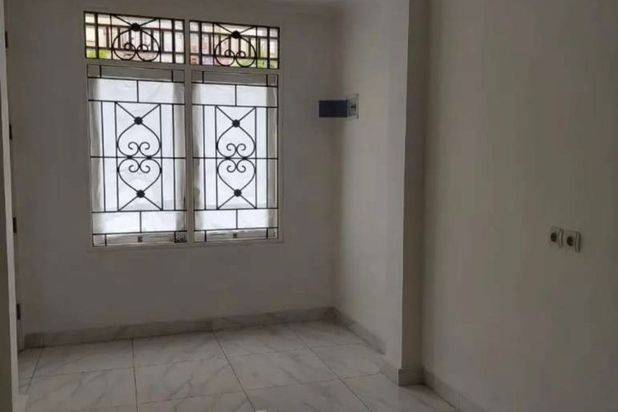 Dijual Rumah Posisi Hook Baru Selesai Renov Sektor 6 Gading Serpong