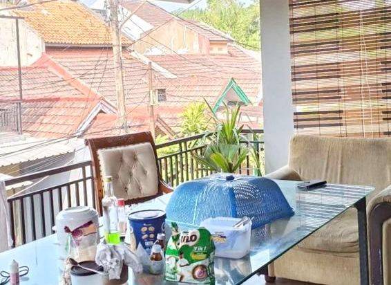 Dijual Rumah 2 Lt Full Renovasi di Vila Pamulang Mas
