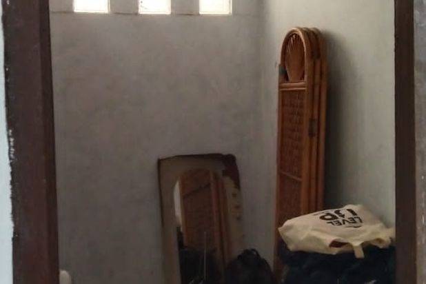 Rumah Hook 2 Lantai, Komplek Peruri Lama