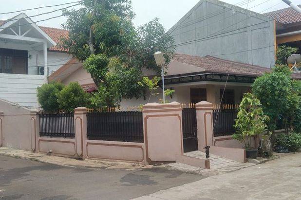 Rumah Hook 2 Lantai, Komplek Peruri Lama