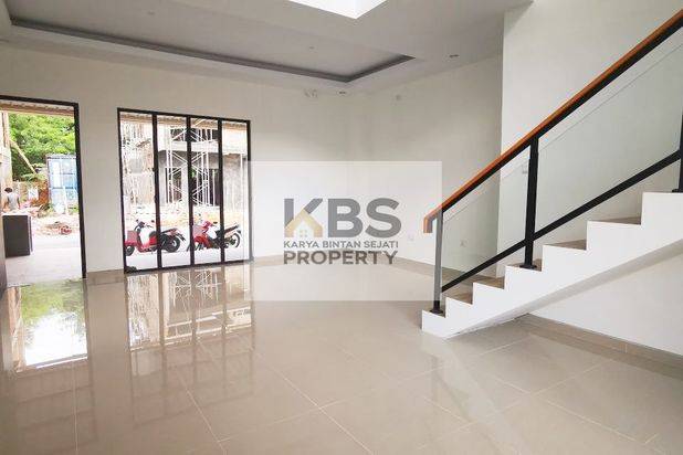 Rumah The Icon Central Royal King Penthouse Type 130 90 Batam