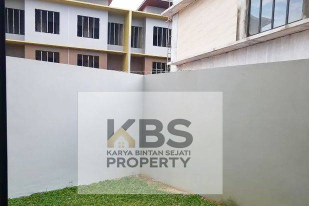 Rumah The Icon Central Royal King Penthouse Type 130 90 Batam