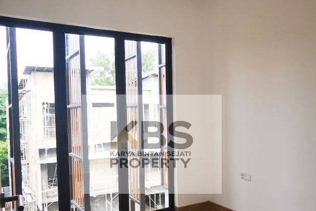 Rumah The Icon Central Royal King Penthouse Type 130 90 Batam