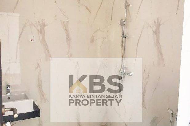 Rumah The Icon Central Royal King Penthouse Type 130 90 Batam