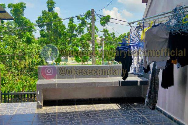 Jual Rumah 2 Lantai Full Furnished 3 Kamar Tidur Oriana