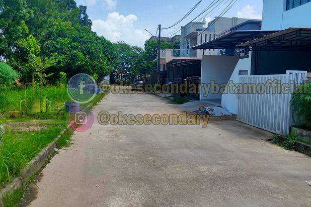Jual Rumah 2 Lantai Full Furnished 3 Kamar Tidur Oriana