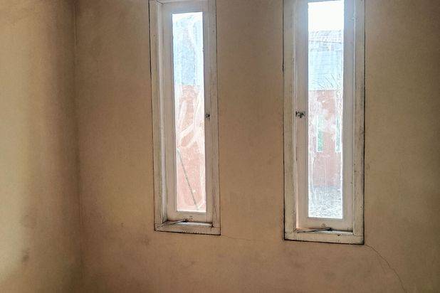 Rumah Siap Huni Dekat ke Harapan indah dan Jakarta lt 65 cash 355 juta