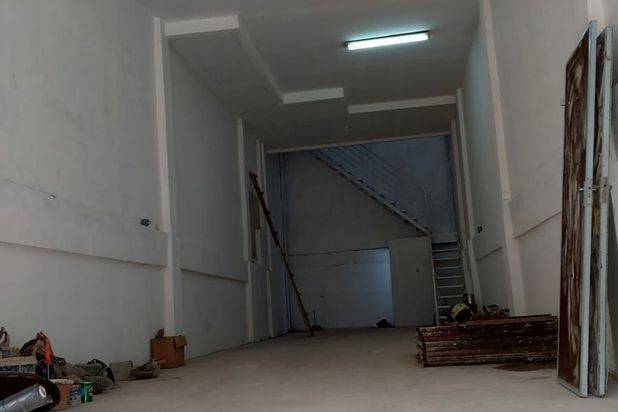 Ruko sangat strategis Green Ville hadap jalan raya 90 m2 Bagus