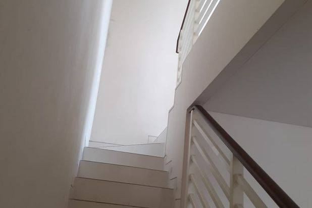 Rumah Minimalis Royal Residence Dekat Wisata Bukit Mas, Citraland
