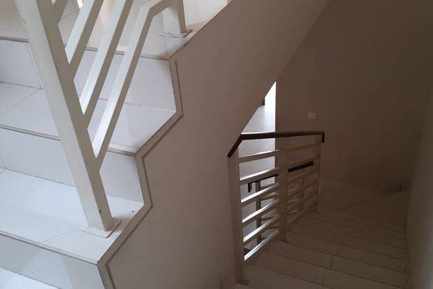 Rumah Minimalis Royal Residence Dekat Wisata Bukit Mas, Citraland