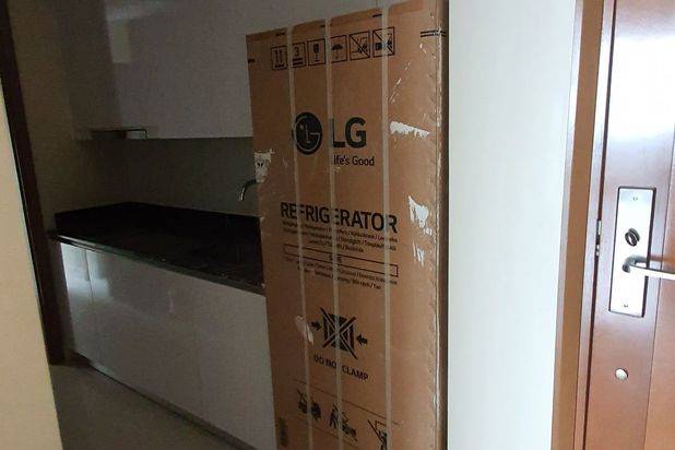 Termurah TAR Condo 135m,KT 3+1,semi dvlpr. Apartemen Taman Anggrek Residences 3 Kamar Tidur Baru Unfurnished