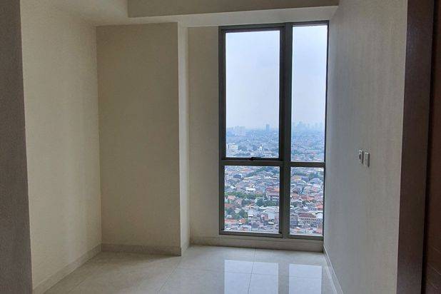 Termurah TAR Condo 135m,KT 3+1,semi dvlpr. Apartemen Taman Anggrek Residences 3 Kamar Tidur Baru Unfurnished