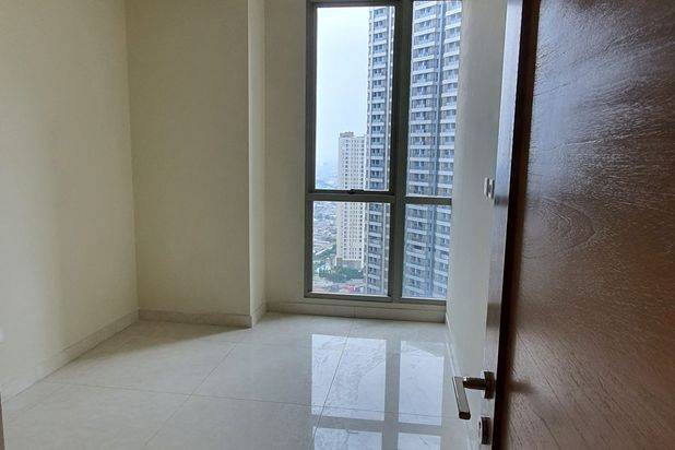 TA Residence Condo-135m,KT 3+1 semi furnish. Apartemen Taman Anggrek Residences 3 Kamar Tidur Baru Unfurnished