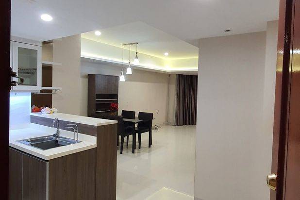 Kondo TA 88m,total reno bagus,semi furnish,luxury Apartemen Taman Anggrek 2 Kamar Tidur Bagus Semi Furnished