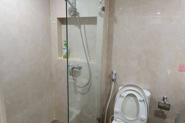 Kondo TA 88m,total reno bagus,semi furnish,luxury Apartemen Taman Anggrek 2 Kamar Tidur Bagus Semi Furnished