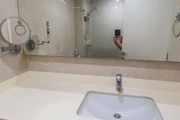 Kondo TA 88m,total reno bagus,semi furnish,luxury Apartemen Taman Anggrek 2 Kamar Tidur Bagus Semi Furnished