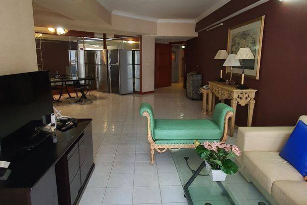 Kondo TA 146m,KT 3+1,best view,harga sangat menarik Apartemen Taman Anggrek 3 Kamar Tidur Butuh Renovasi Furnished