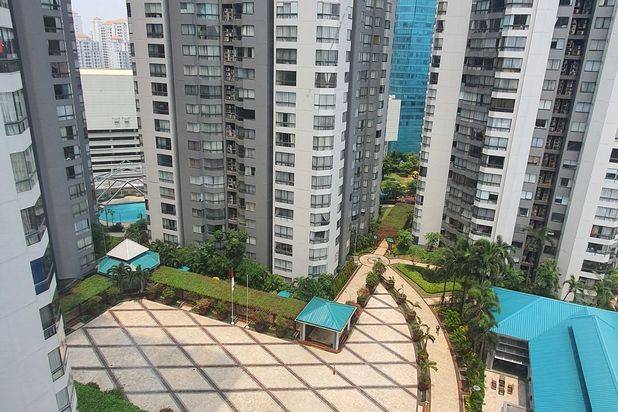 Kondo TA 146m,KT 3+1,best view,harga sangat menarik Apartemen Taman Anggrek 3 Kamar Tidur Butuh Renovasi Furnished