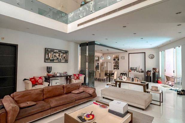 Rumah luxury di Komplek Pondok Anggrek luxury Rumah di Komplek Pondok Anggrek-Jln.S.Tanjung Duren Selatan-Grogol Petamburan-Jakarta Barat. 2 Lantai SHM Bagus Barat