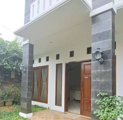Rumah Jaticempaka Cantik Asri Dekat Gerbang Tol Jatiwaringin Dan Stasiun Kereta Cepat Whoosh