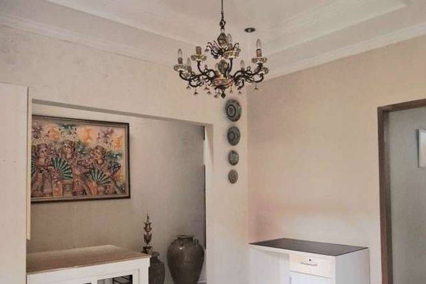 Rumah Jaticempaka Cantik Asri Dekat Gerbang Tol Jatiwaringin Dan Stasiun Kereta Cepat Whoosh