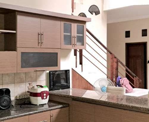 Rumah Jaticempaka Cantik Asri Dekat Gerbang Tol Jatiwaringin Dan Stasiun Kereta Cepat Whoosh