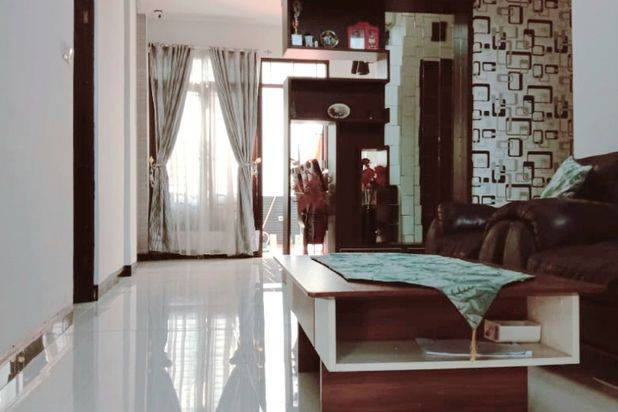Rumah Kemang Pratama Golf 2 Lantai Asri Minimalis Siaphuni