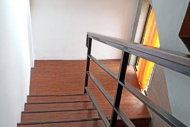 Rumah Kemang Pratama Golf 2 Lantai Asri Minimalis Siaphuni