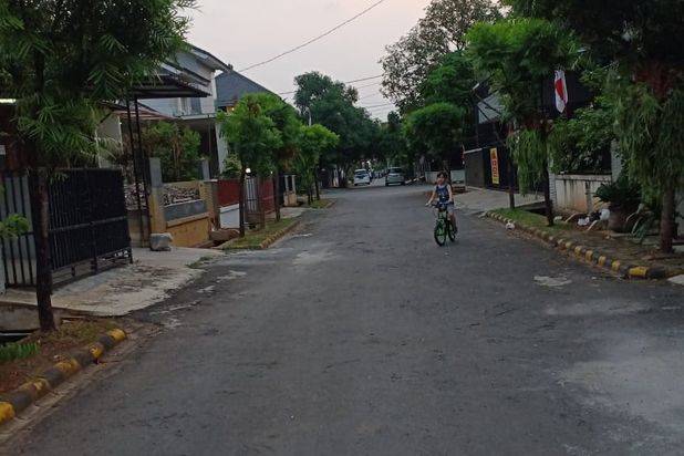 Rumah Kemang Pratama Golf 2 Lantai Asri Minimalis Siaphuni