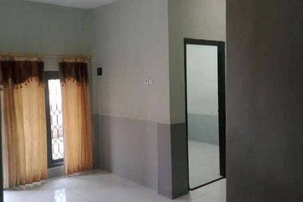 Rumah Bendul Merisi Surabaya Dekat Royal Plaza Mall Ron.a1224