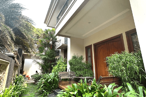 Jaka Sampurna Rumah Old Money Style For Sale Nyaman 3 Lantai Sudah SHM