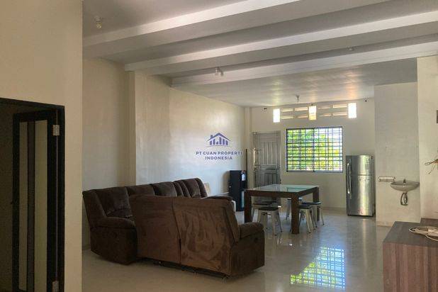 Rumah Sudah Renovasi Furnished HGB di Beverly Park, Batam