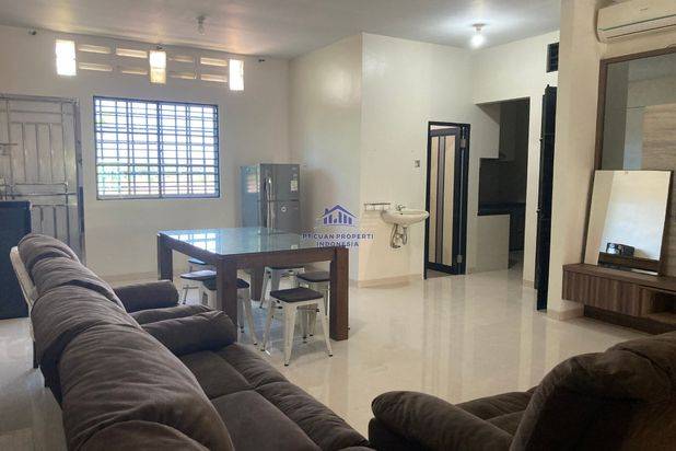 Rumah Sudah Renovasi Furnished HGB di Beverly Park, Batam