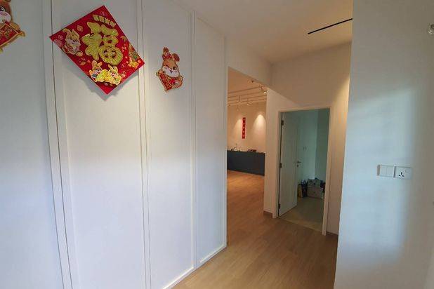 Rumah 2 Lantai Renovasi Semi Furnished di Rumah Oriental, Batam