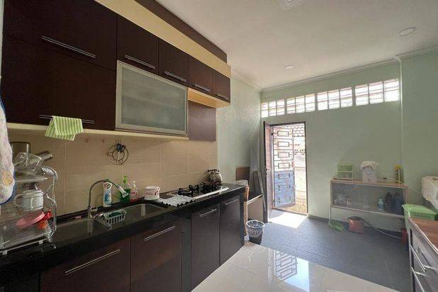 Rumah 2 Lantai Sudah Renovasi Unfurnished HGB Marina Park, Batam