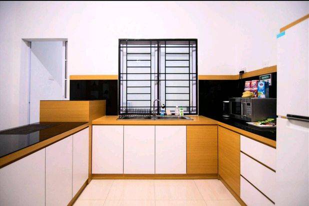 Rumah Sudah Renovasi Furnished HGB di Glory View, Batam