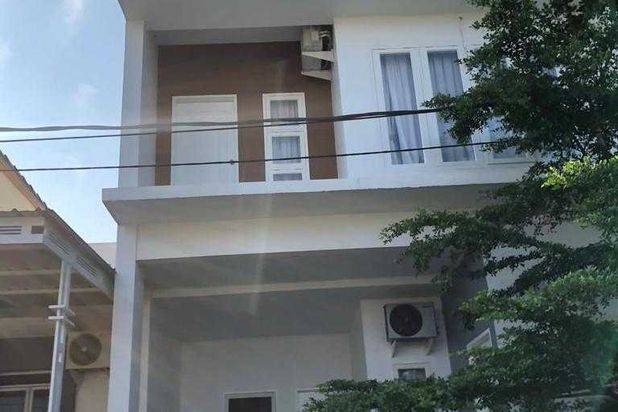 Rumah 2 Lantai Sudah Renovasi HGB di Griya Kda, Batam