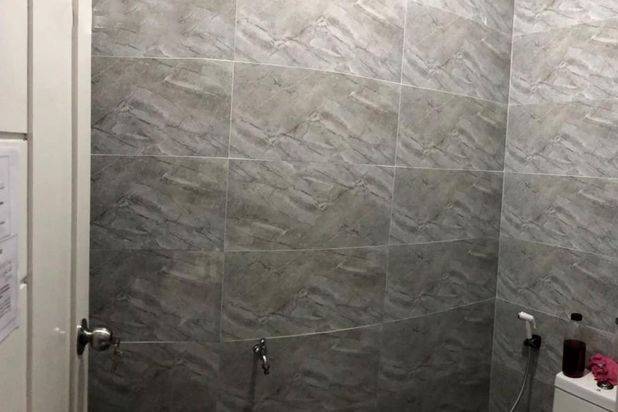 Rumah 2 Lantai Sudah Renovasi HGB di Griya Kda, Batam
