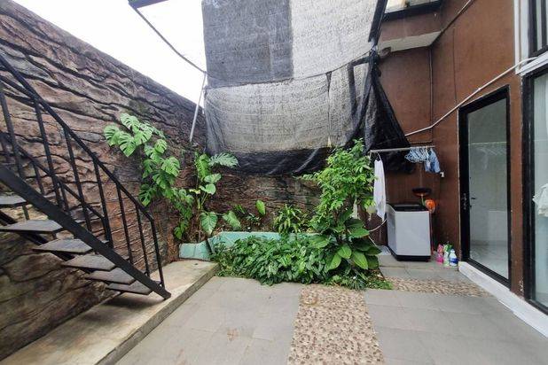 Rumah Sudah Renovasi Semi Furnished SHM di Sukajadi, Batam