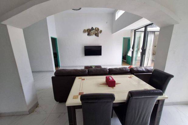 Rumah Sudah Renovasi Semi Furnished SHM di Sukajadi, Batam