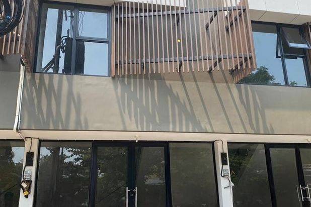 Kanela Ruko, Unit Sangat Terbatas, Parkir Luas Hadap Timur SHM