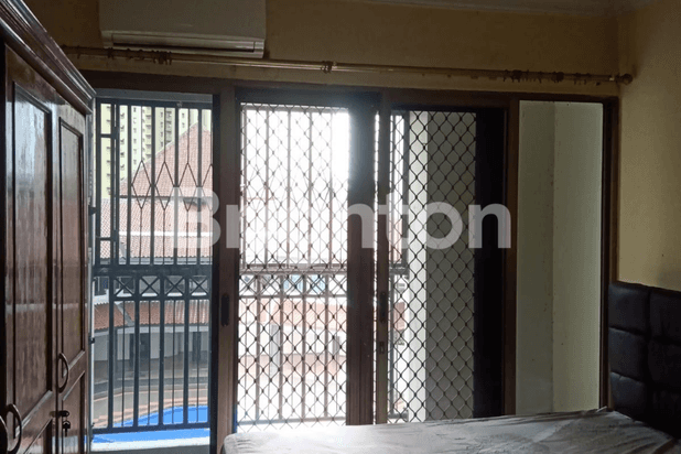 APARTEMEN 3 KAMAR FULL FURNISHED TAMAN KEMAYORAN JAKARTA PUSAT