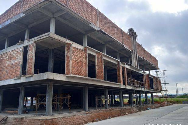GUDANG ALIBABA COMMERCIAL CENTRE BATU AJI. BELI 1 LT DAPATNYA 2LT