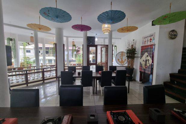 Tempat Usaha Strategis Furnished di Sayap Sukajadi, Bandung